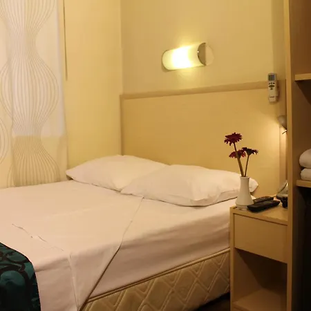 Grand Taksim 3*